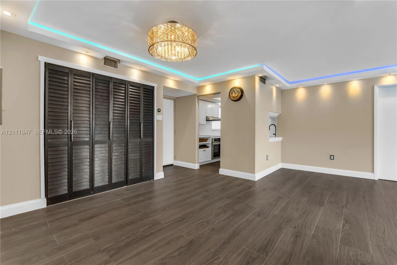 7300 Wayne Avenue #210