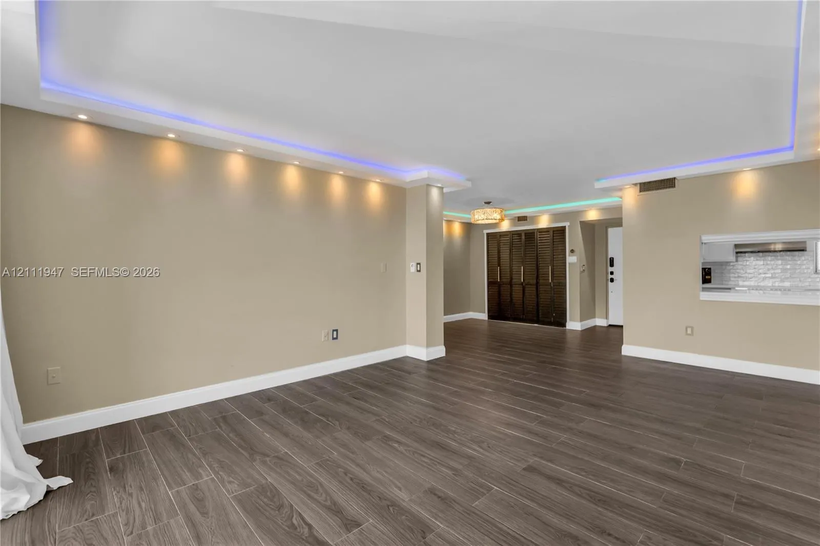 7300 Wayne Avenue #210