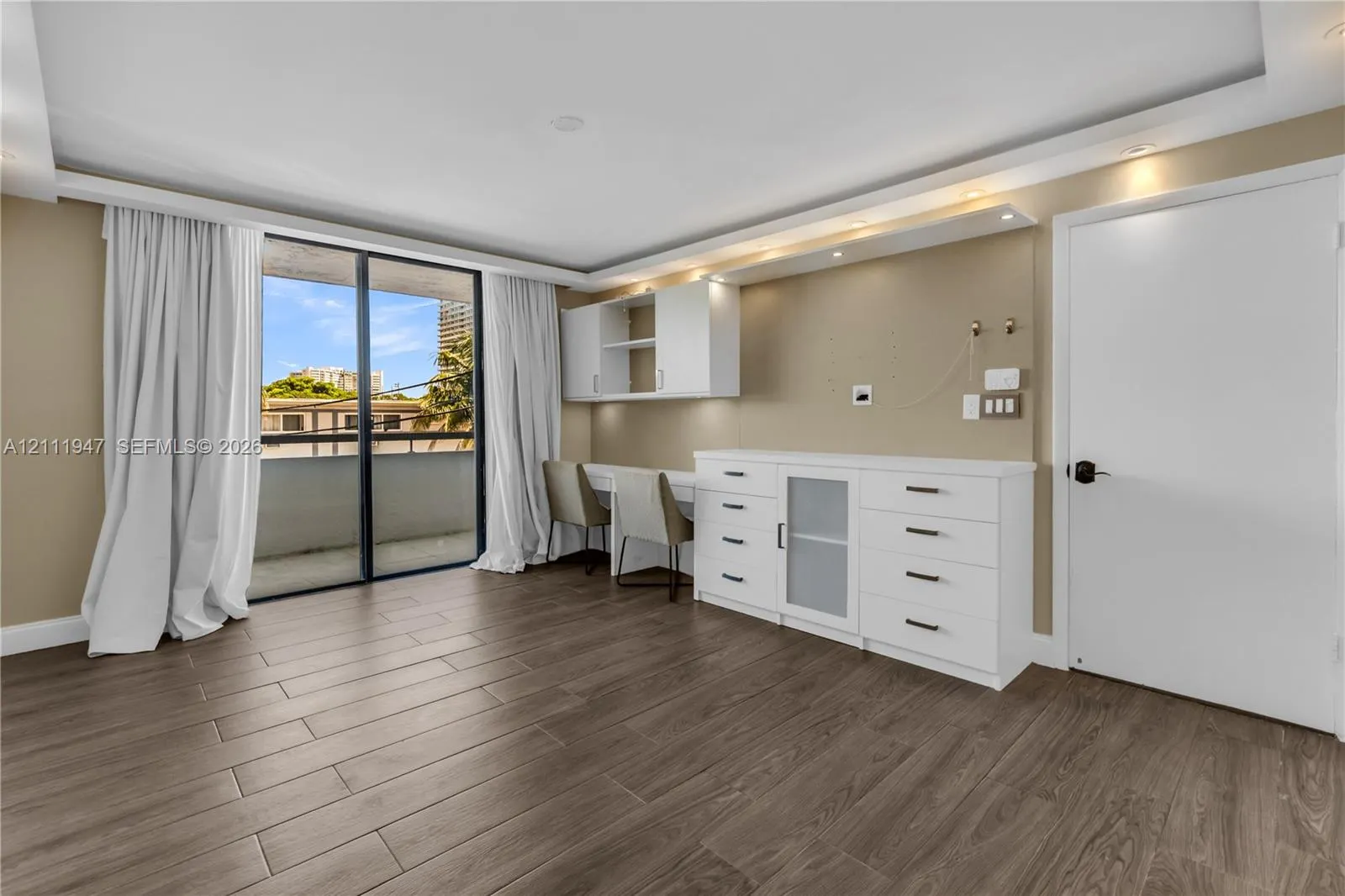 7300 Wayne Avenue #210