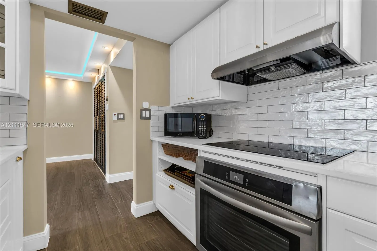 7300 Wayne Avenue #210