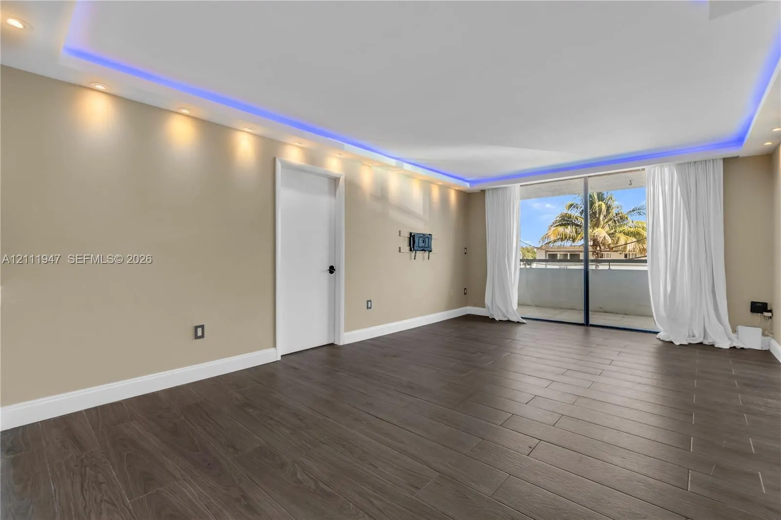 7300 Wayne Avenue #210