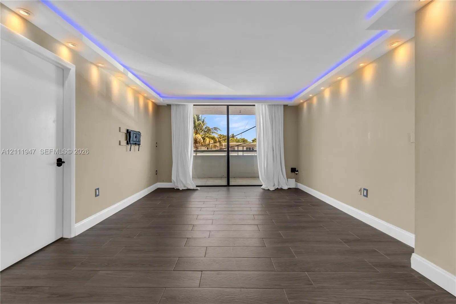7300 Wayne Avenue #210