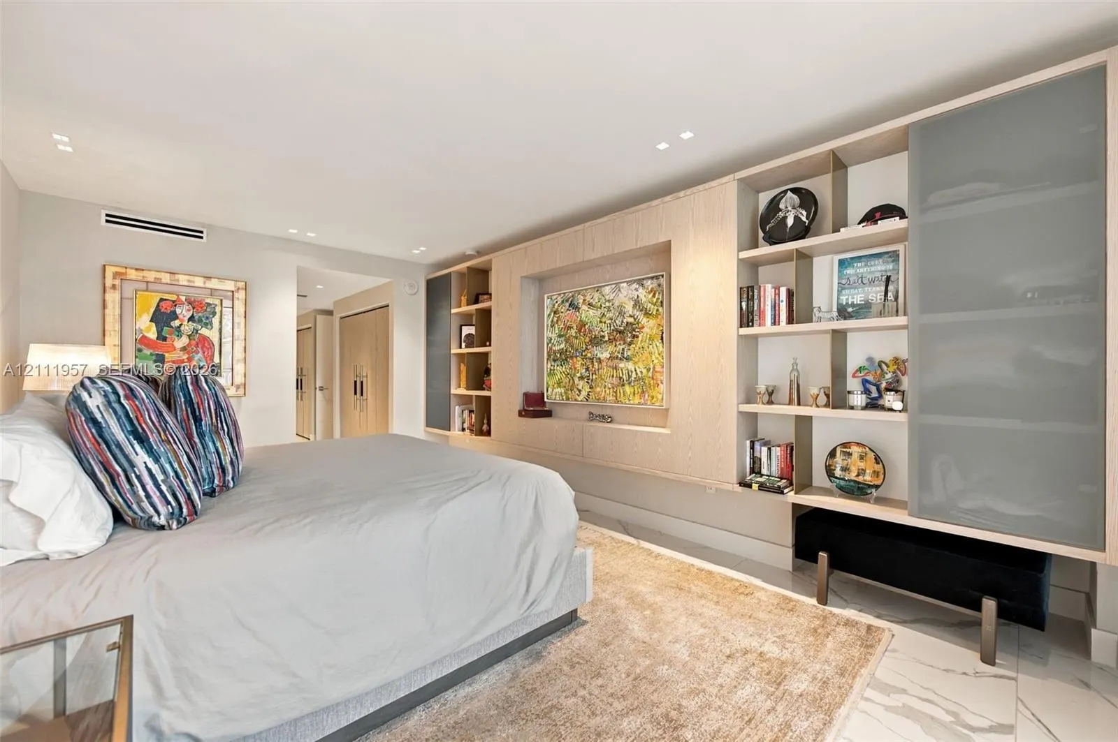 9521 E Bay Harbor Drive #904