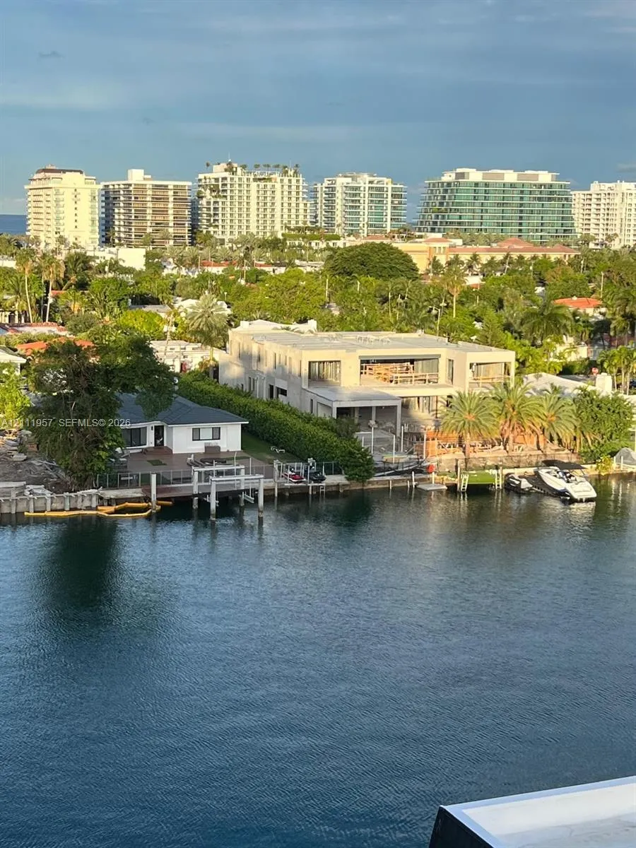 9521 E Bay Harbor Drive #904