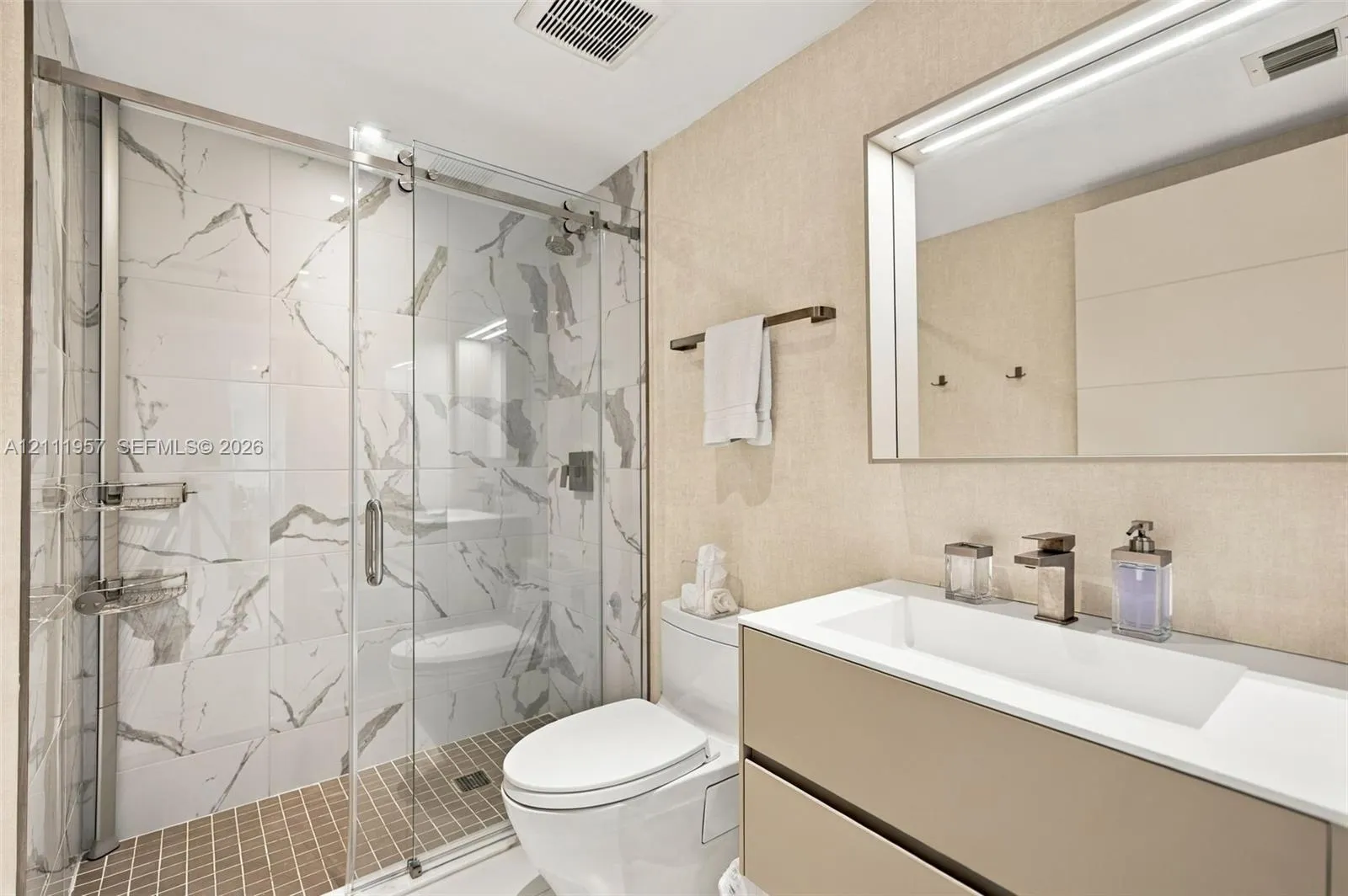 9521 E Bay Harbor Drive #904