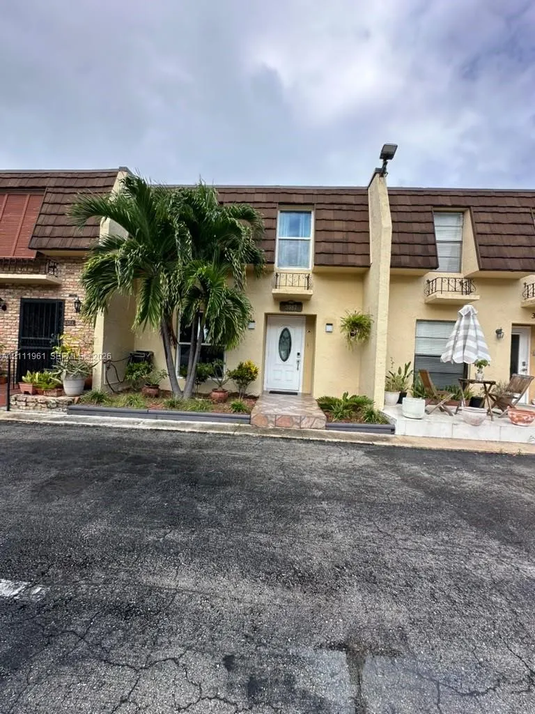 3987 NE 167th Street #9