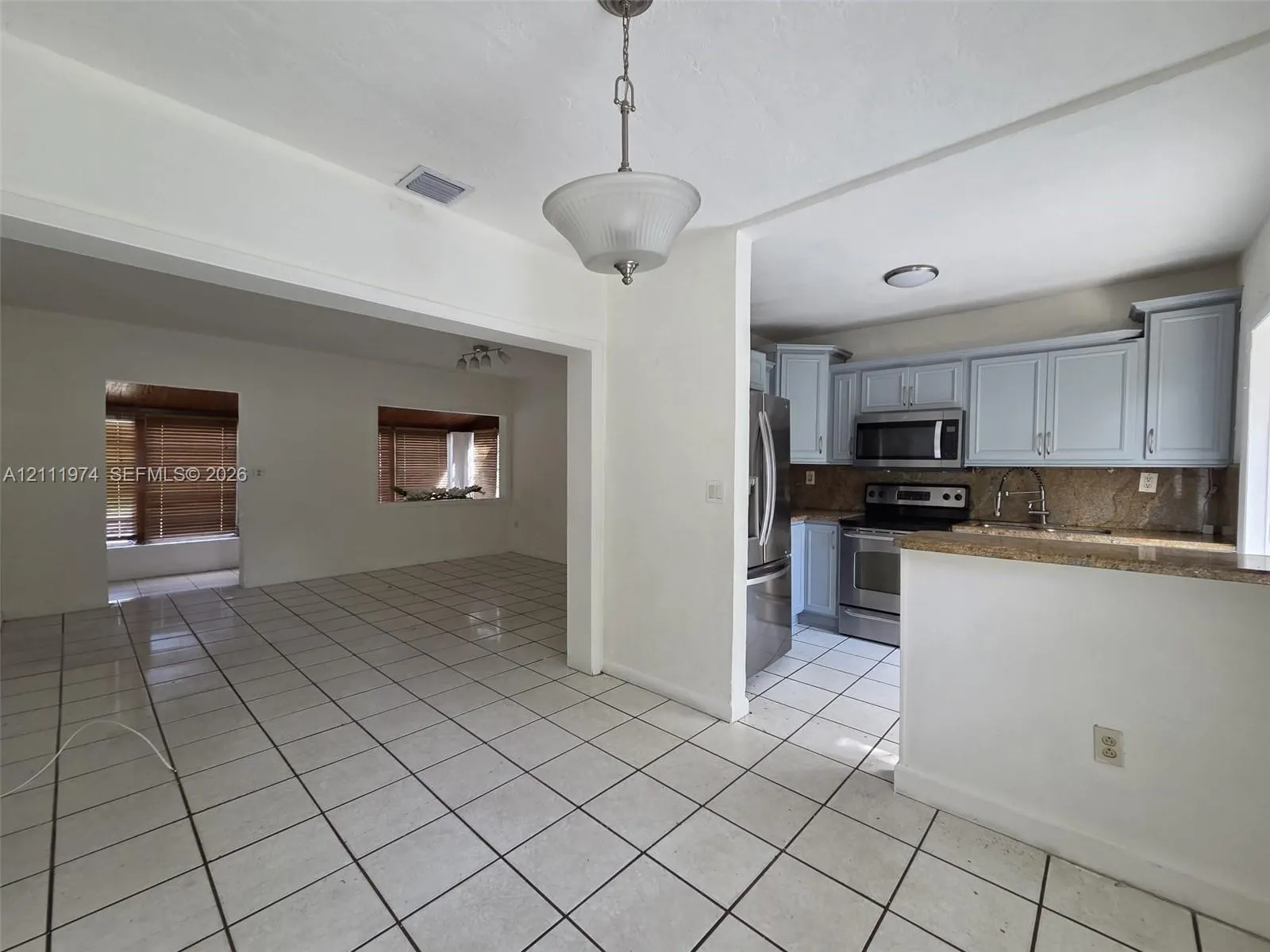 600 SW 44th Court