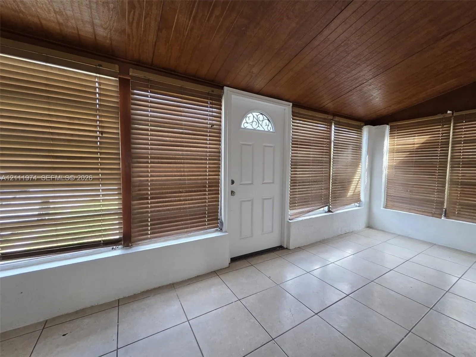 600 SW 44th Court