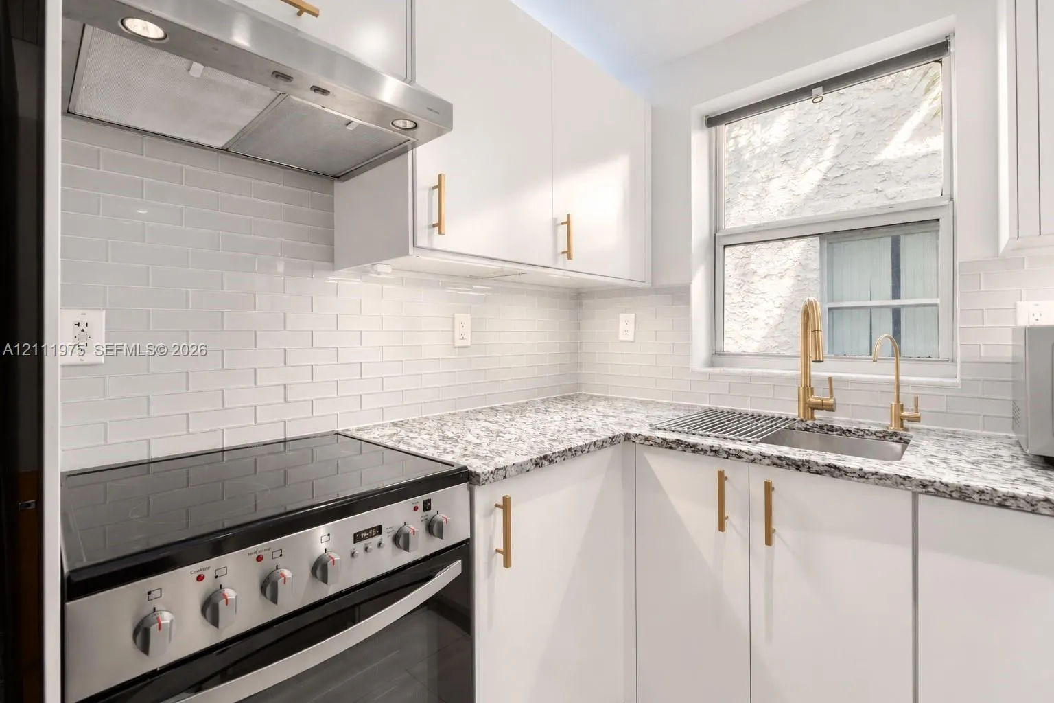 1542 Drexel Avenue #206