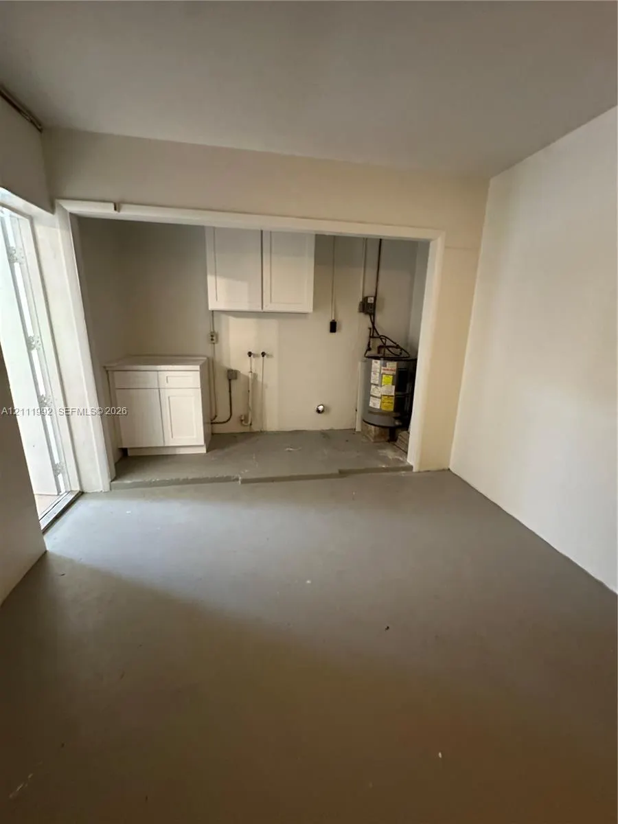 640 NW 28th Court