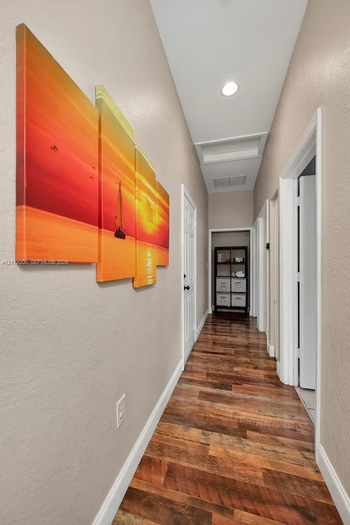 2327 NE 37th Terrace #2327