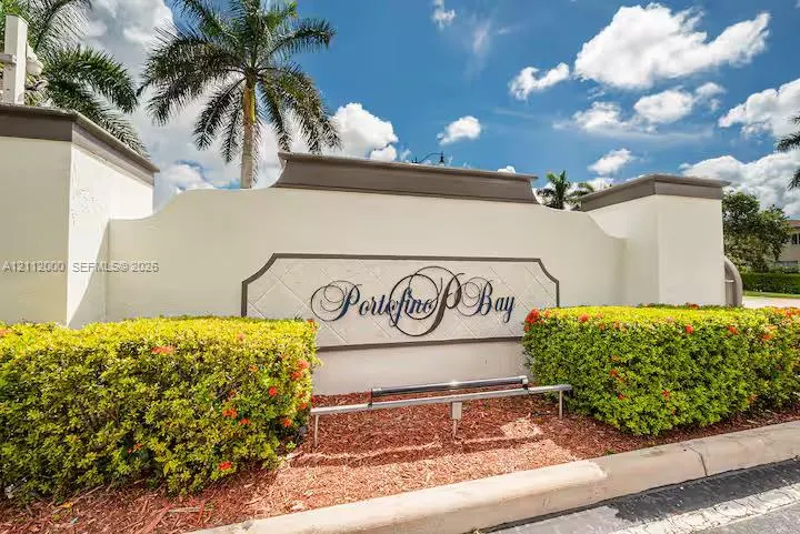 2327 NE 37th Terrace #2327
