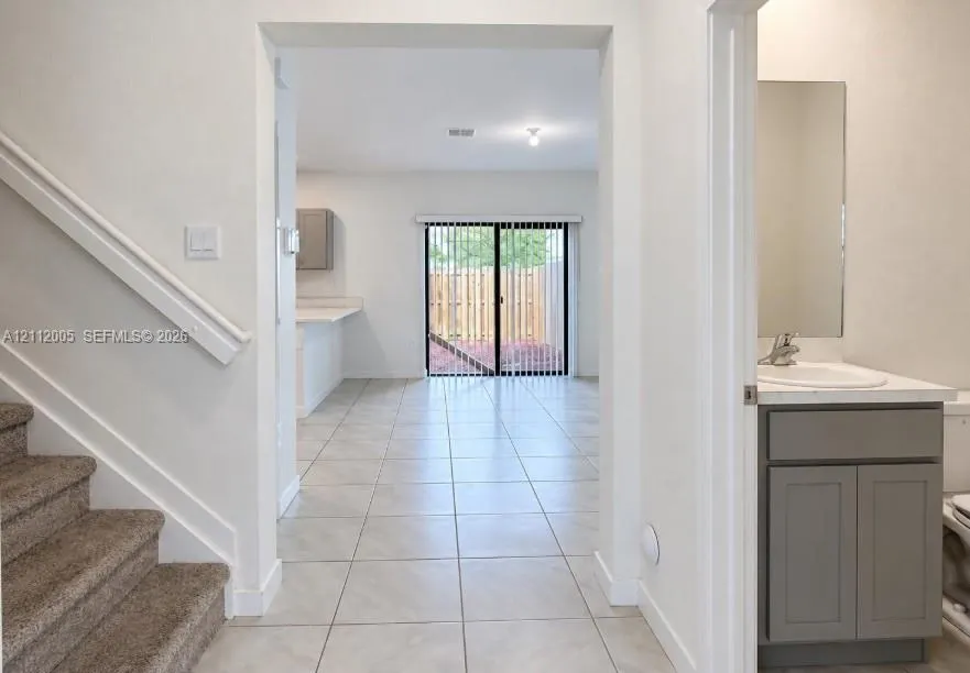 1291 NE 3rd Avenue #1291