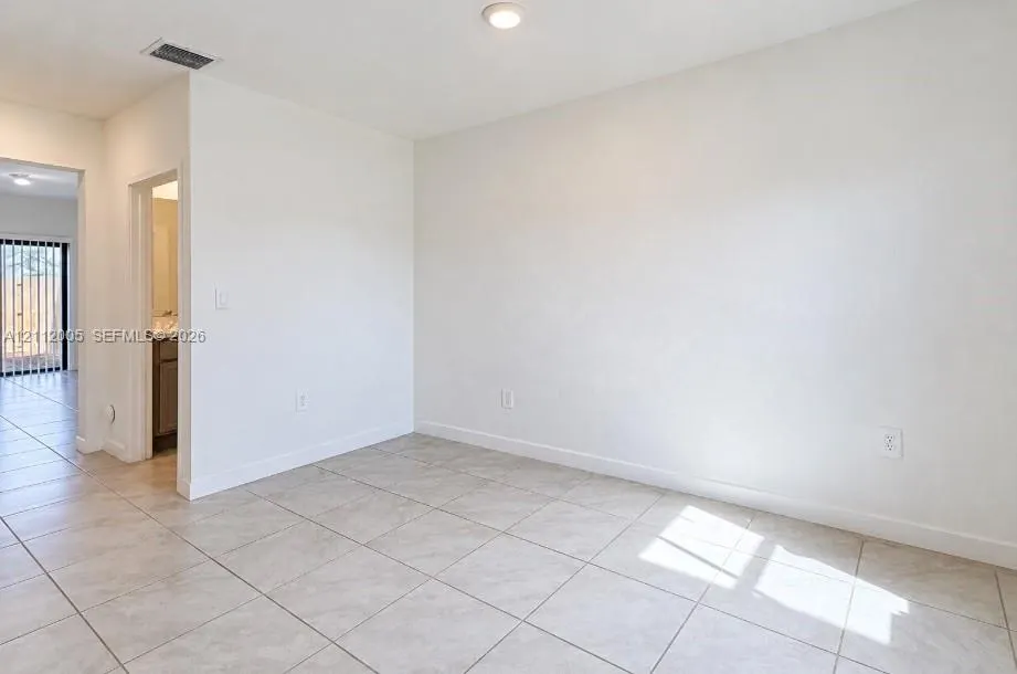 1291 NE 3rd Avenue #1291