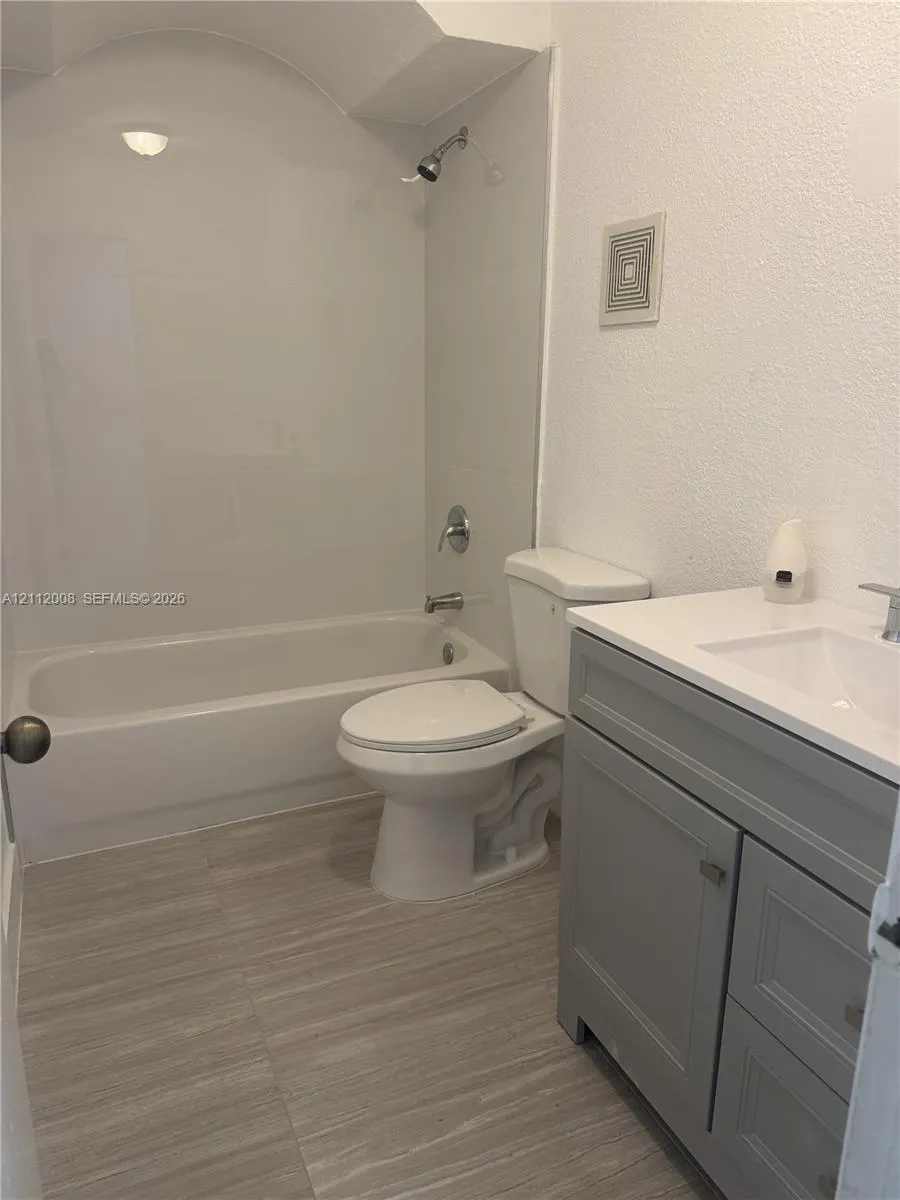 17255 SW 95th Avenue #211