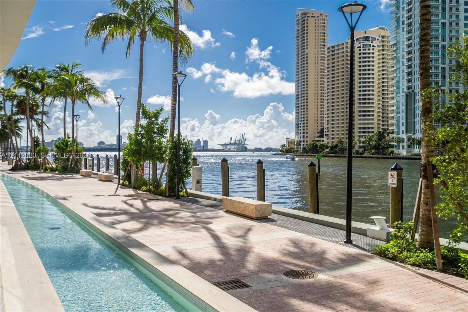 300 Biscayne Blvd Way #4202