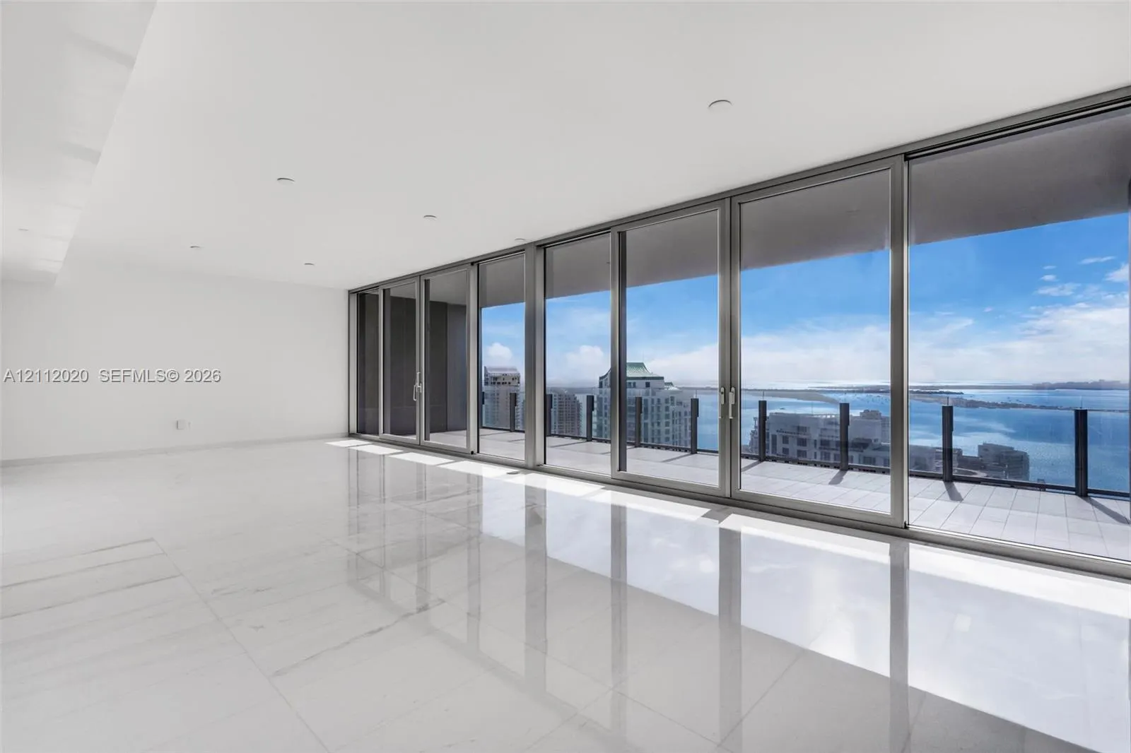300 Biscayne Blvd Way #4202