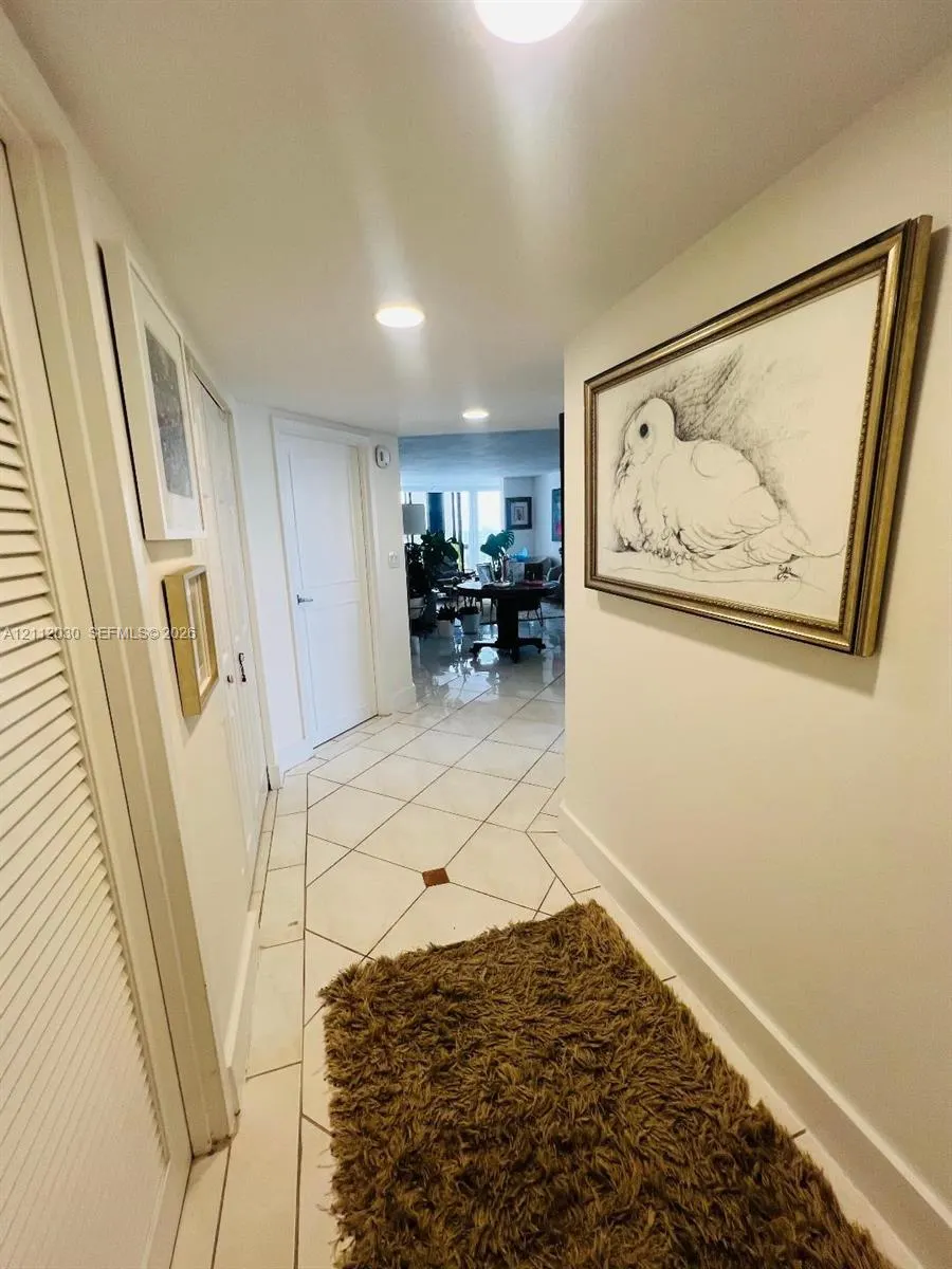 2333 Brickell Avenue #1516