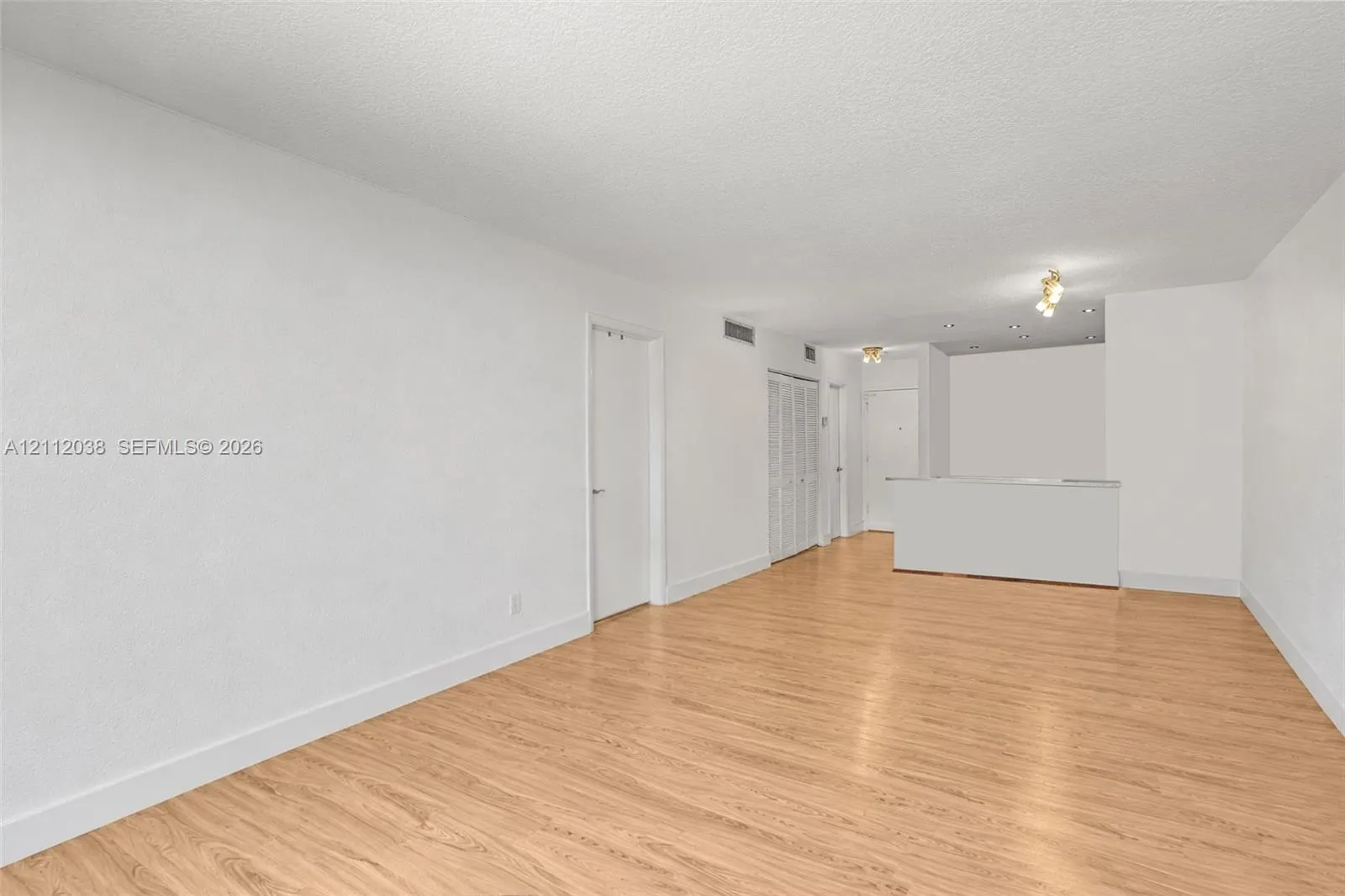 1000 Michigan Avenue #207