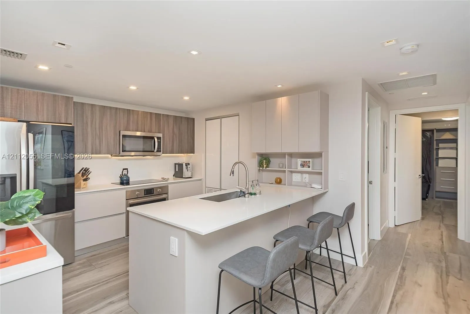 488 NE 18th Street #3410