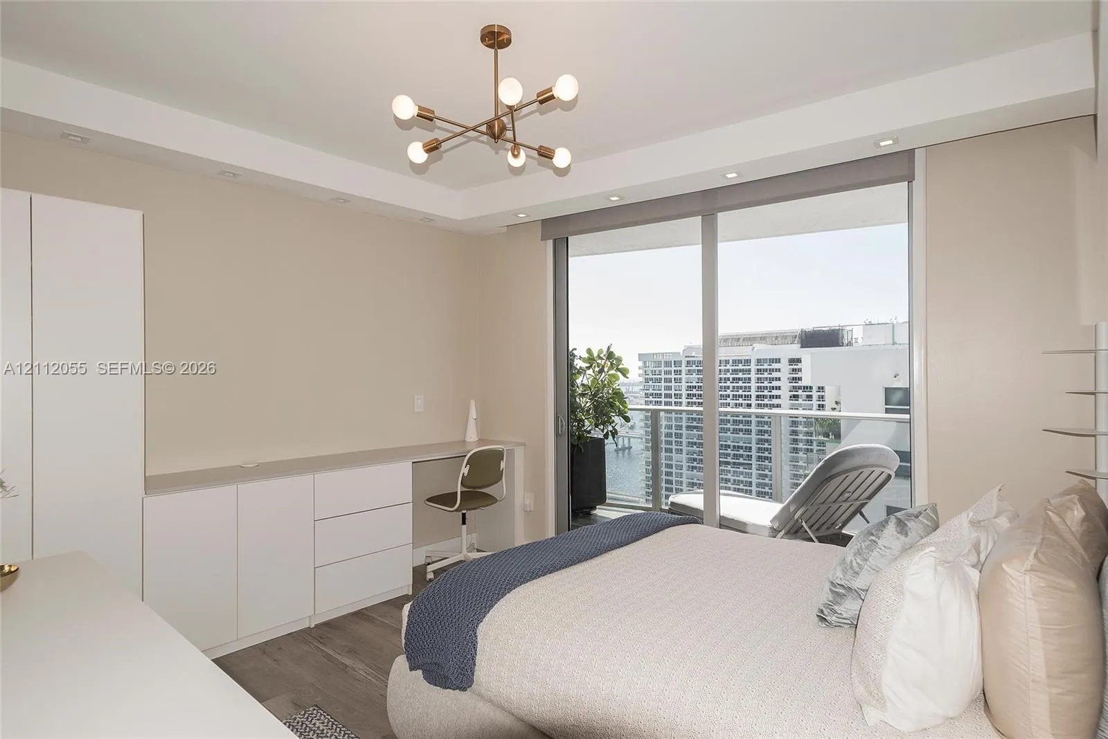 488 NE 18th Street #3410