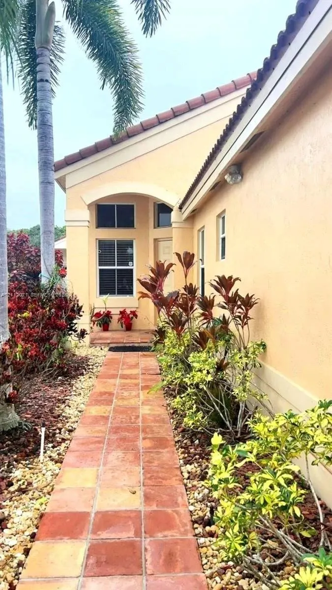 793 Chimney Rock Road