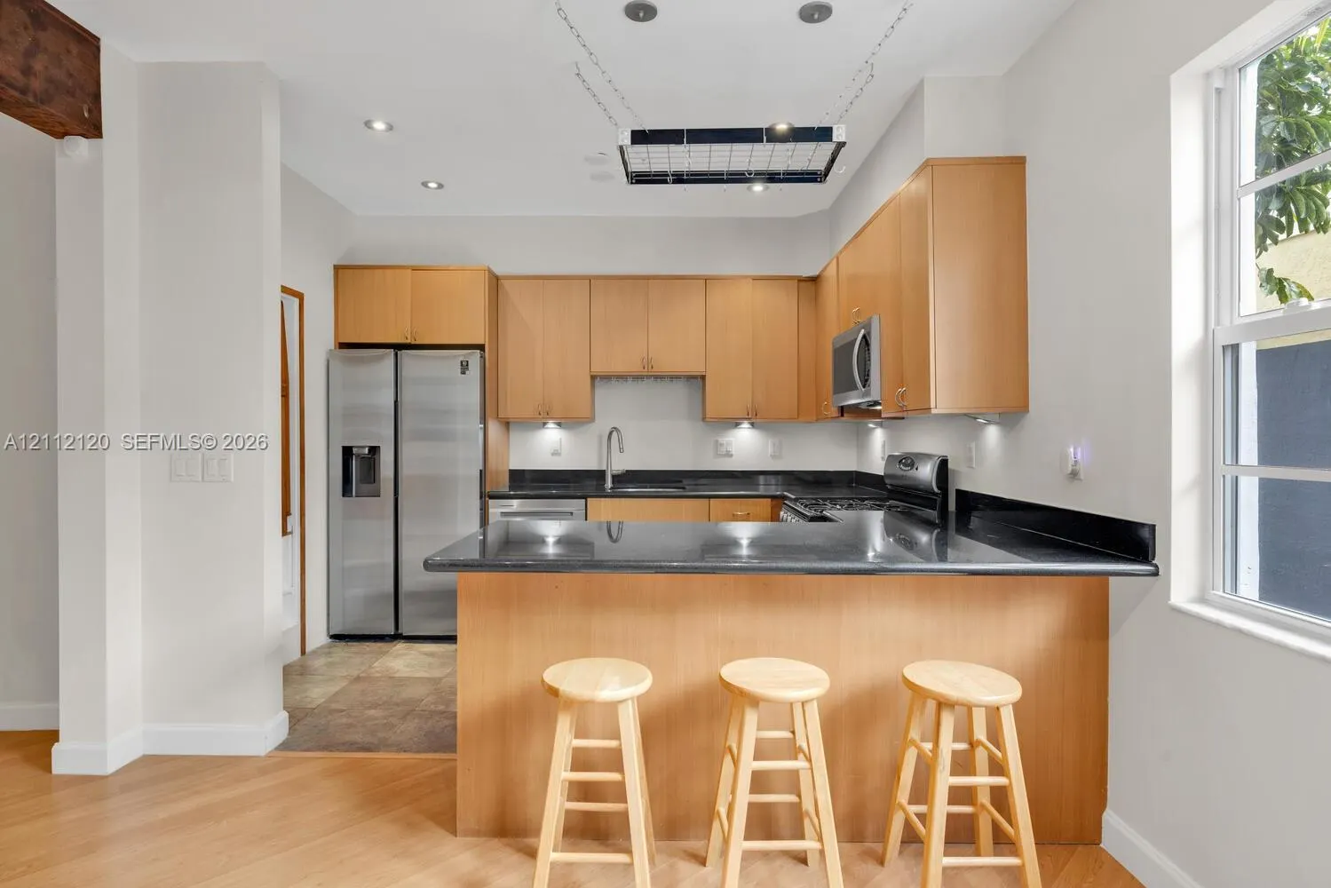 305 Jefferson Avenue #2