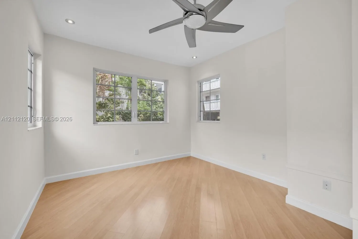 305 Jefferson Avenue #2
