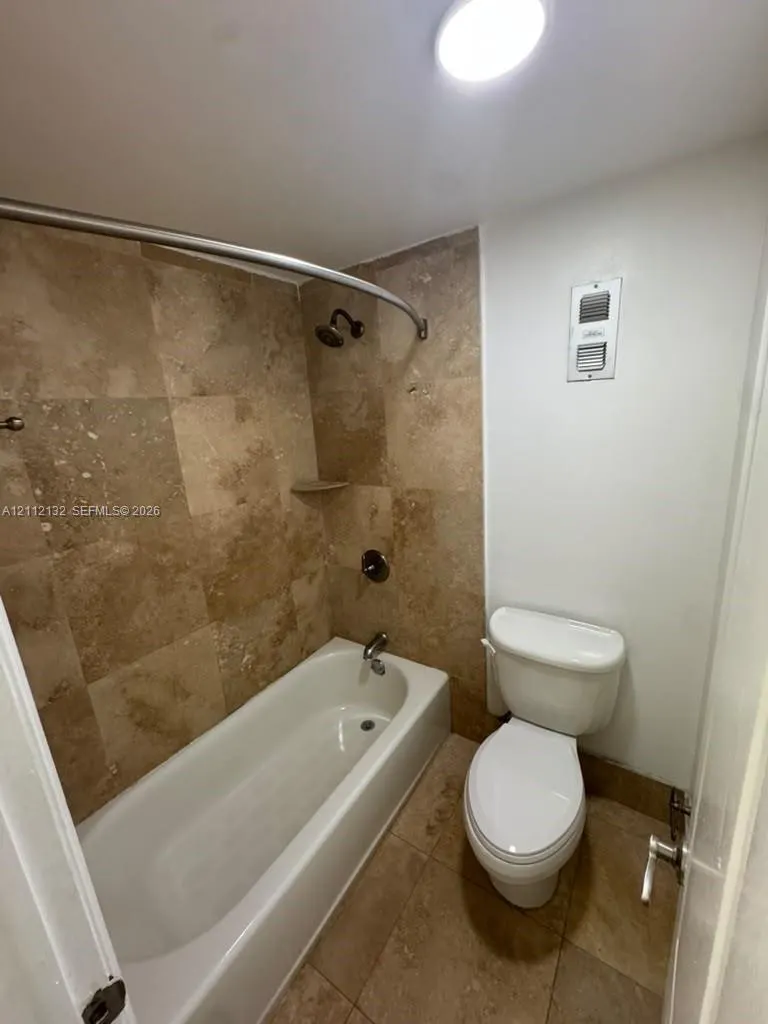 22 Salamanca Avenue #706