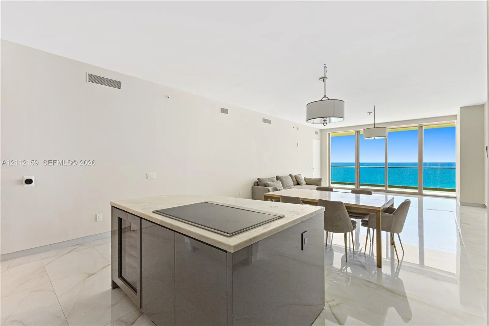 18975 Collins Avenue #802