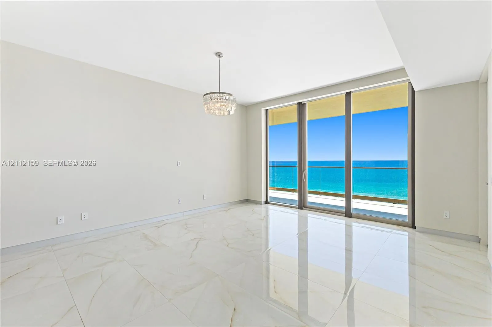 18975 Collins Avenue #802