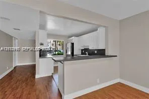 440 Lakeview Drive #103