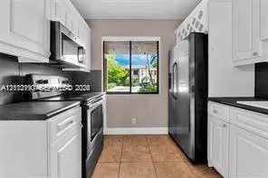 440 Lakeview Drive #103