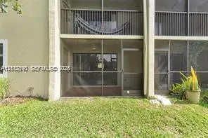 440 Lakeview Drive #103