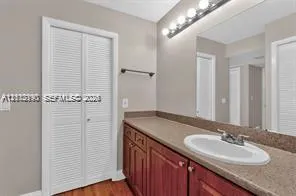 440 Lakeview Drive #103
