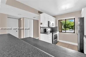 440 Lakeview Drive #103