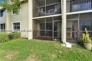 440 Lakeview Drive #103