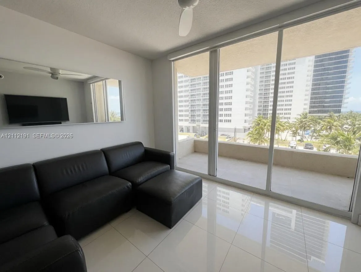 2080 S Ocean Drive #408