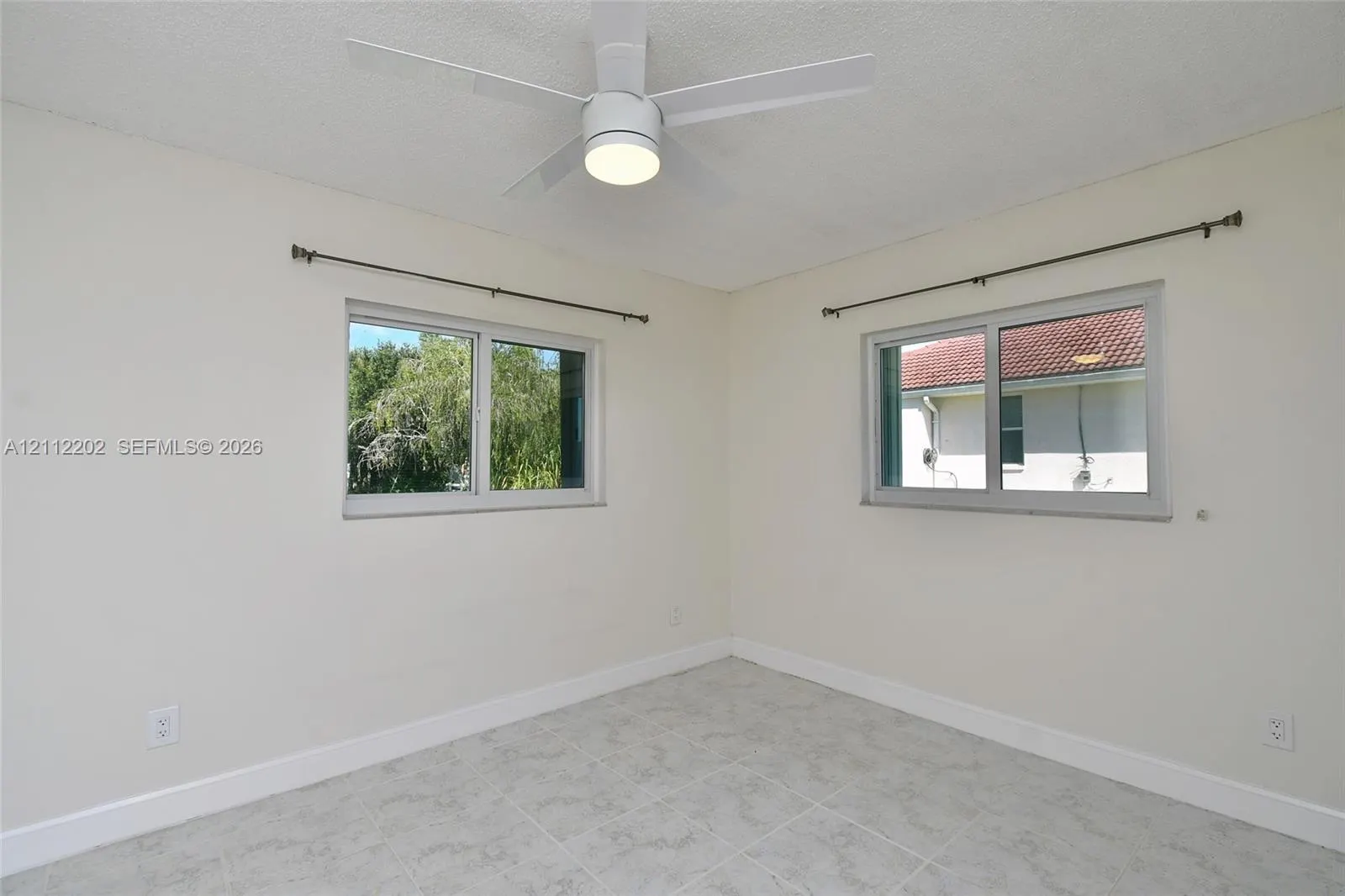 3233 Shell Lane