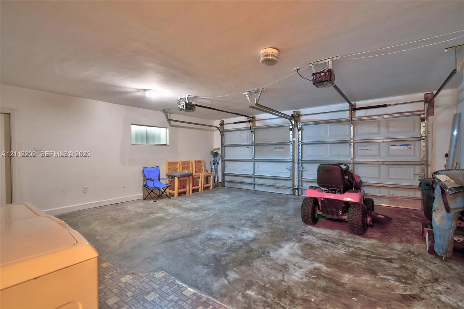 3233 Shell Lane