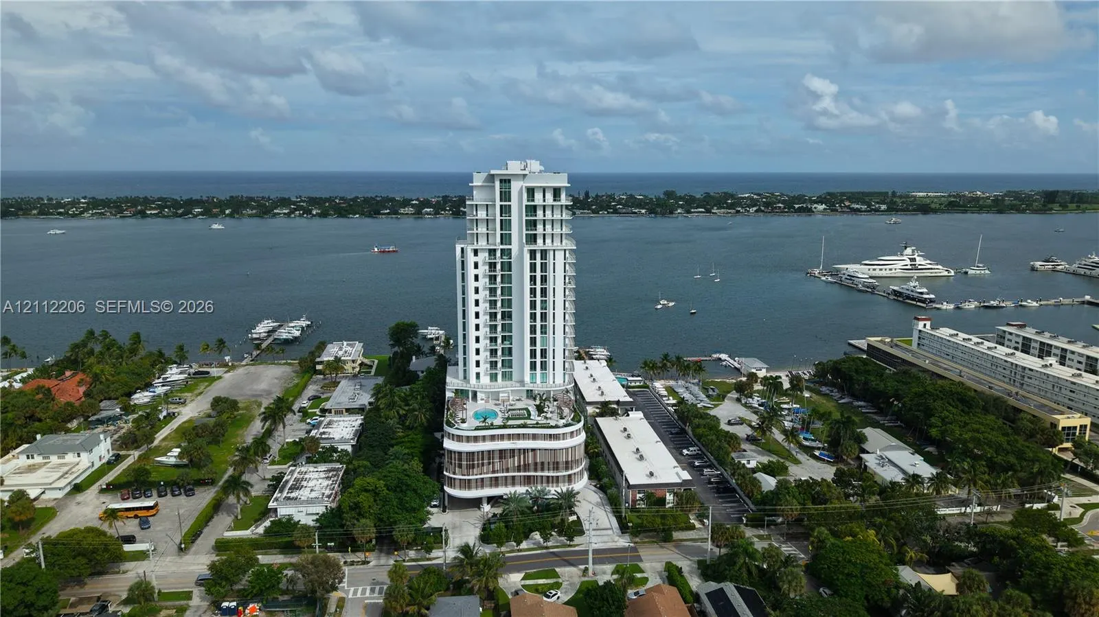4714 N Flagler Drive #1401
