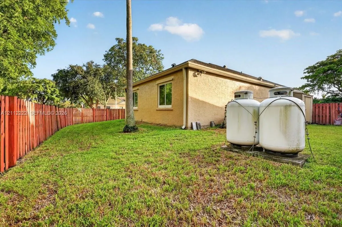 8601 SW 16th Street