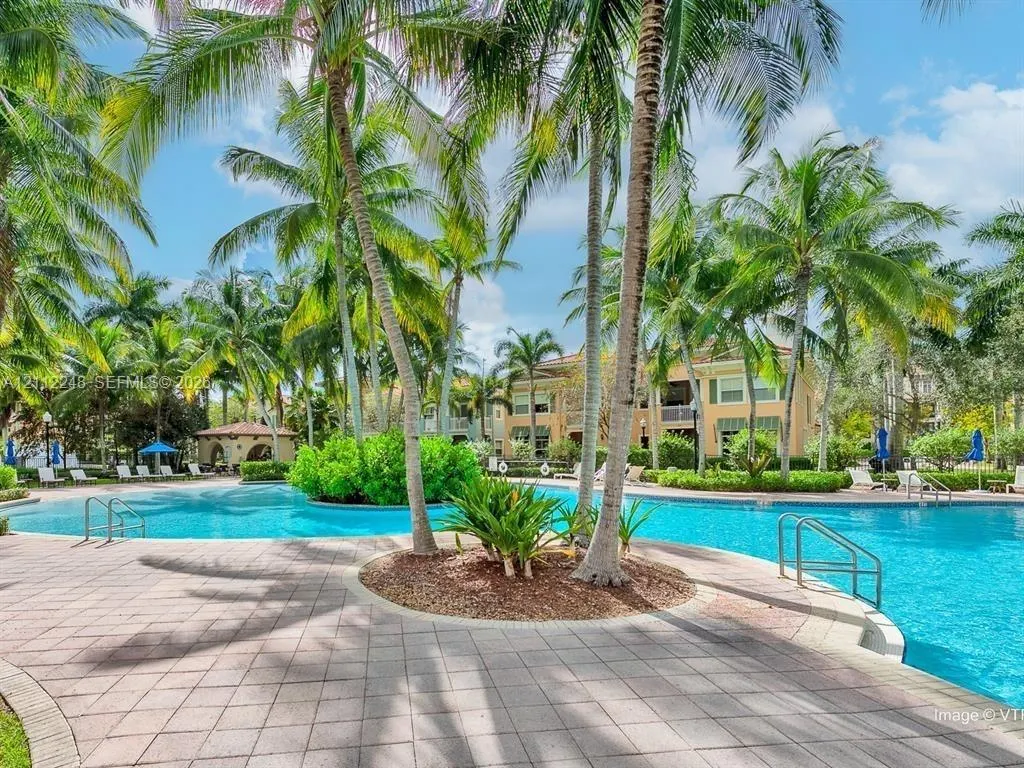 2901 NW 126th Avenue #2-304