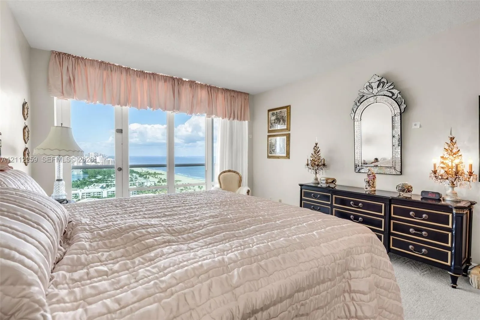 2100 S Ocean Lane #2506