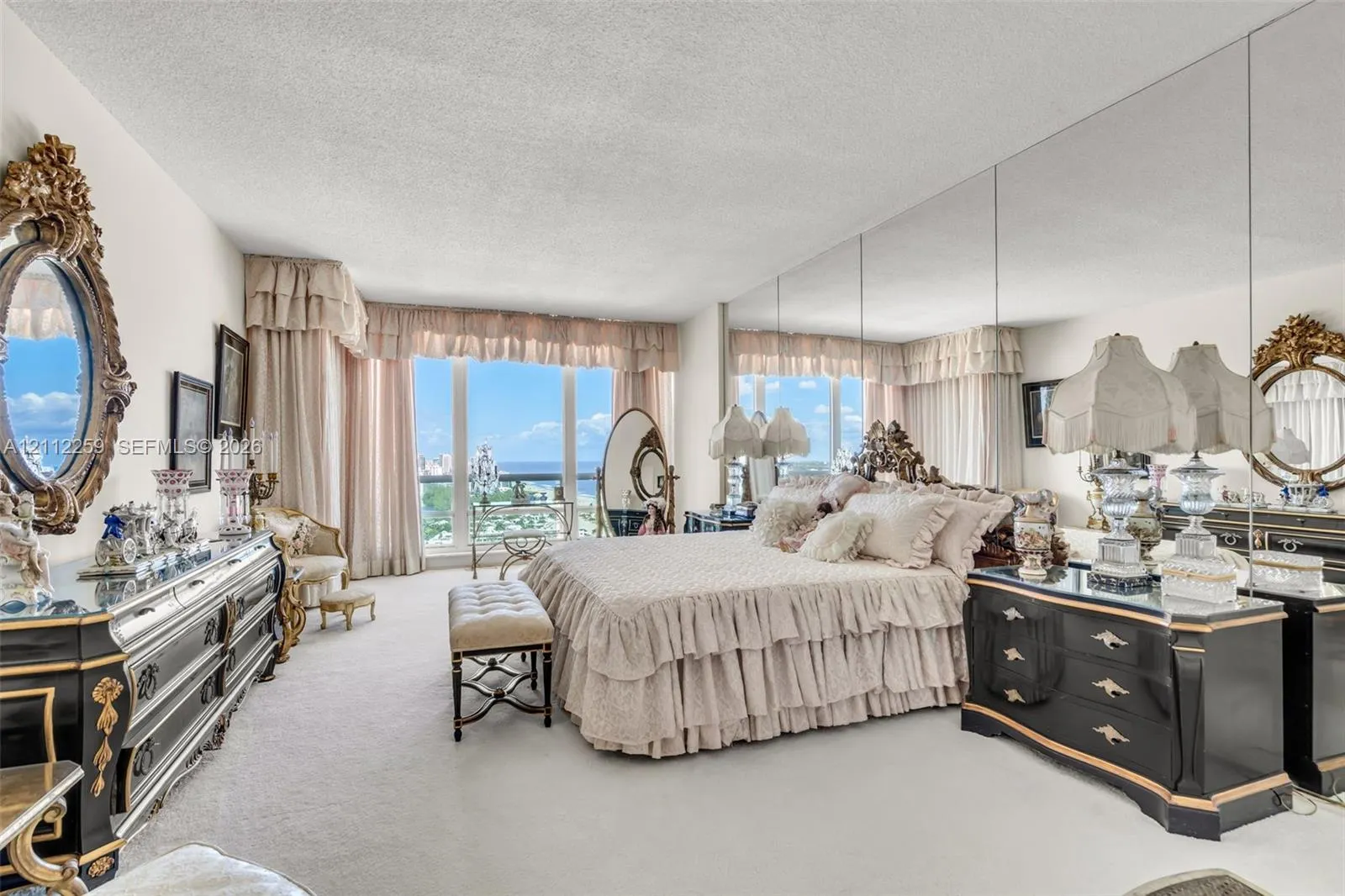 2100 S Ocean Lane #2506