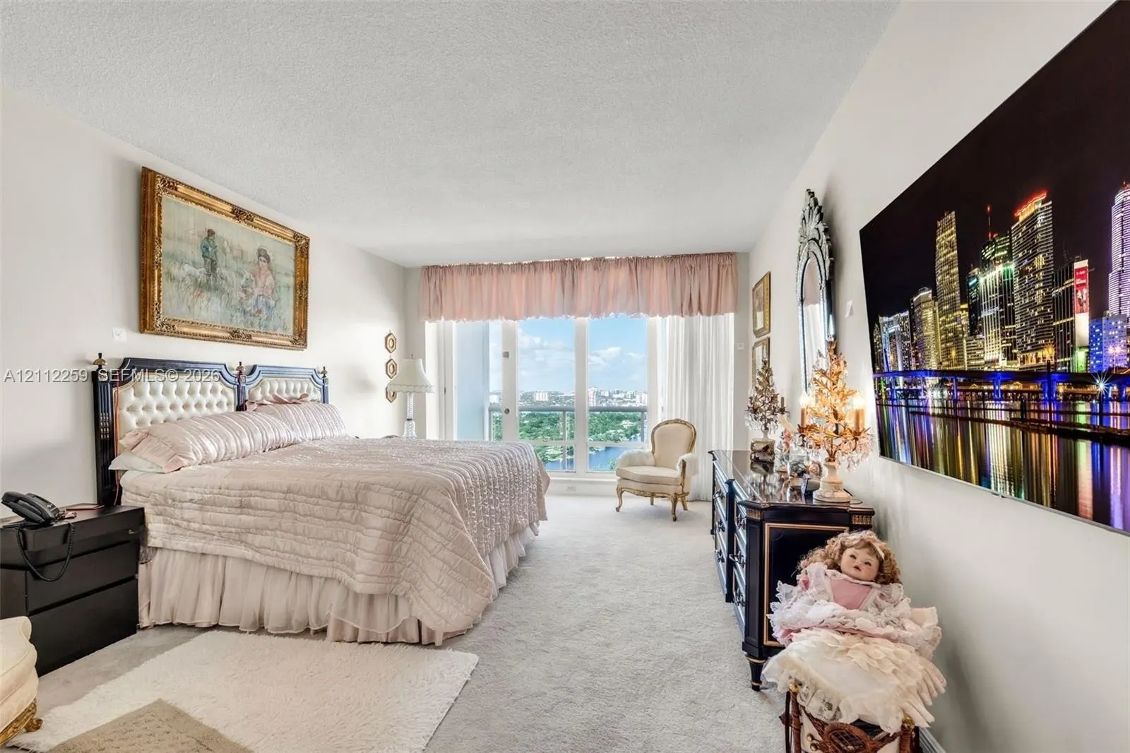 2100 S Ocean Lane #2506