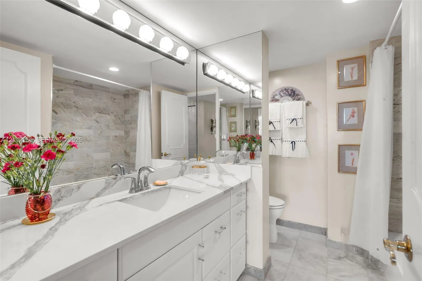 2100 S Ocean Lane #2506