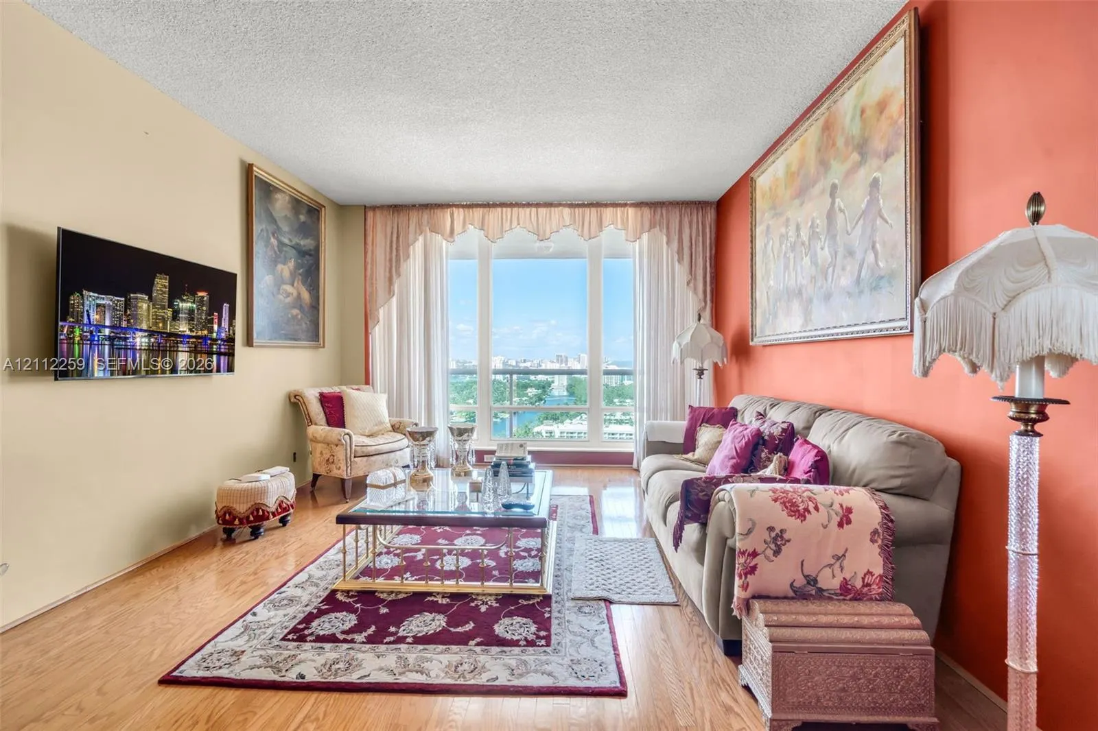 2100 S Ocean Lane #2506