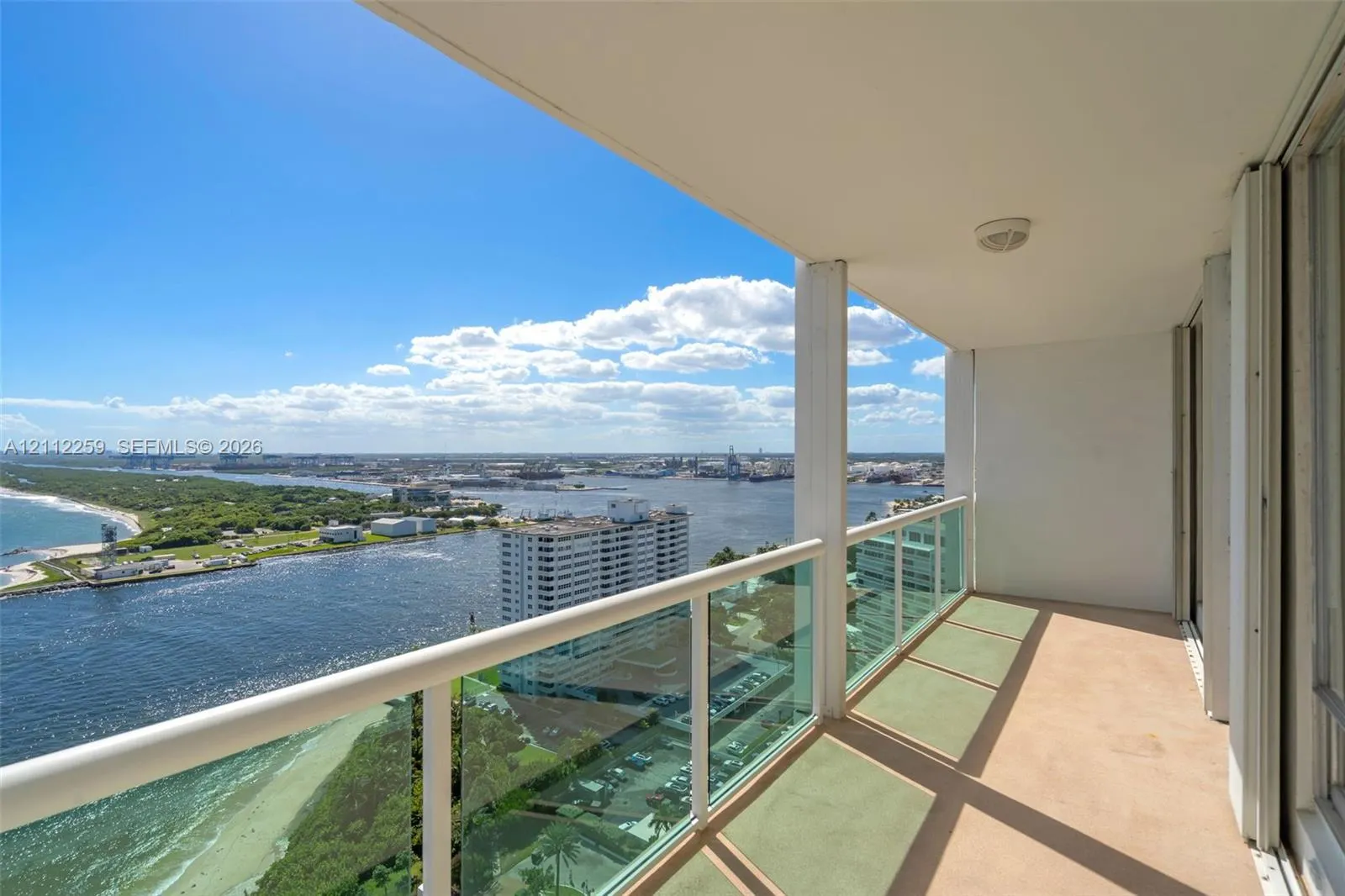 2100 S Ocean Lane #2506