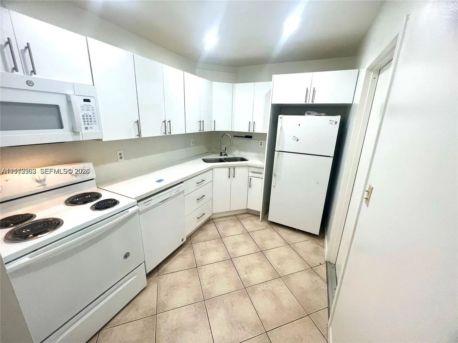 3115 Oakland Shores Drive #E208